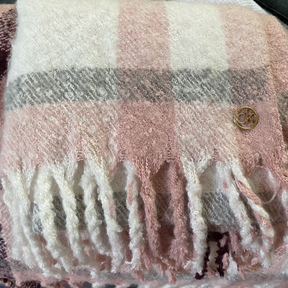 Calvin Kline Scarf 20x70 NWOT